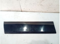 Recambio de moldura puerta delantera izquierda para mercedes-benz 124 sedán (w124) 200 d (124.120) referencia OEM IAM 1246901540 2