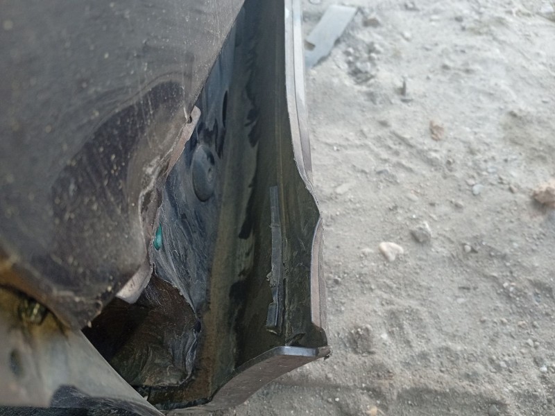 Recambio de faldon lateral para bmw 3 (e90) 320 d referencia OEM IAM 51772147271  