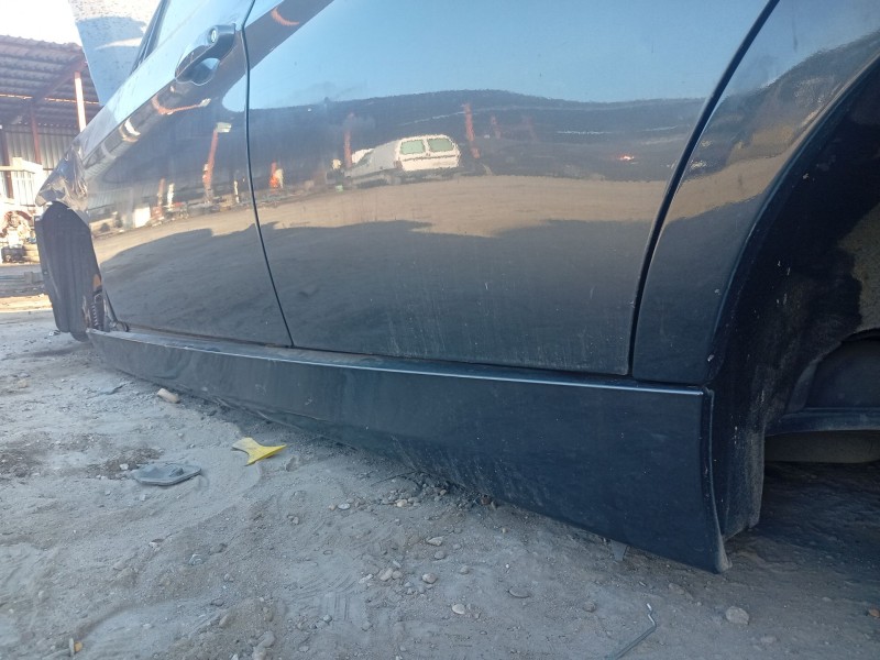 Recambio de faldon lateral para bmw 3 (e90) 320 d referencia OEM IAM 51772147271  