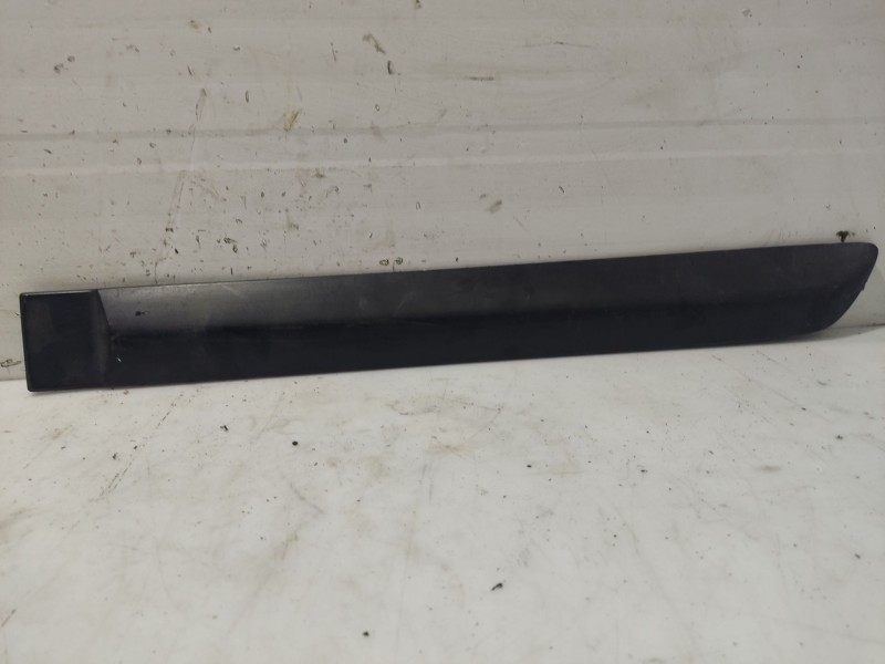 Recambio de moldura para nissan almera ii hatchback (n16) 1.5 referencia OEM IAM 80871BM700  