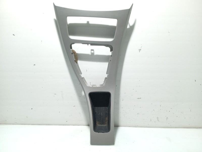 Recambio de moldura para bmw 3 (e90) 320 d referencia OEM IAM 7118023 7118034 52850610