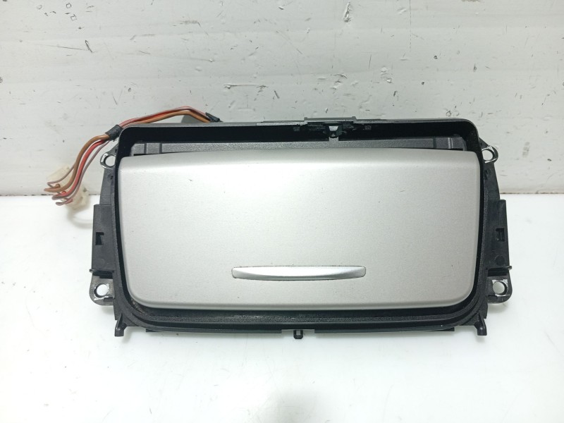Recambio de cenicero para bmw 3 (e90) 320 d referencia OEM IAM 51167078571 51167129555 