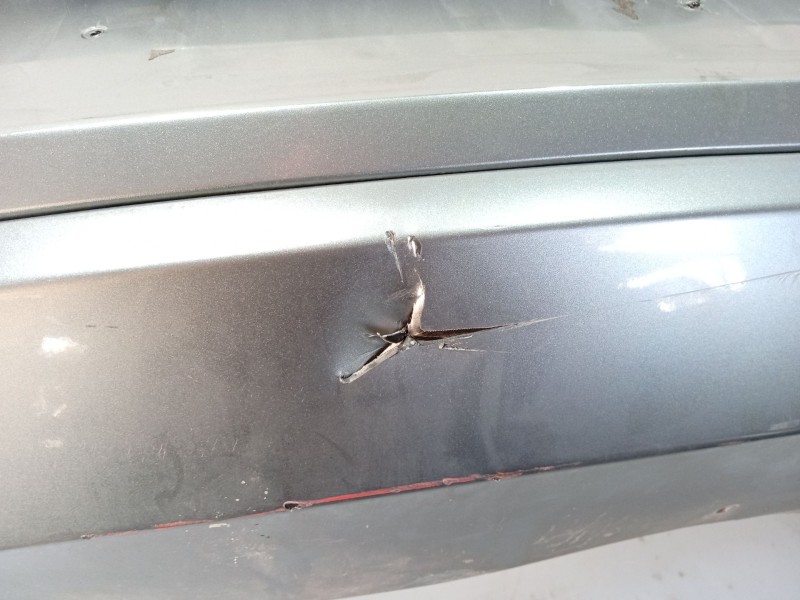 Recambio de paragolpes trasero para skoda superb ii (3t4) 2.0 tdi referencia OEM IAM 3T5807421  