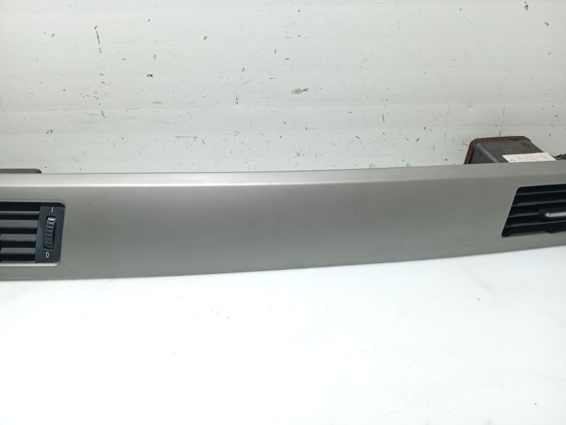 Recambio de moldura para bmw 3 (e90) 320 d referencia OEM IAM 7132845 6924082A 69226340