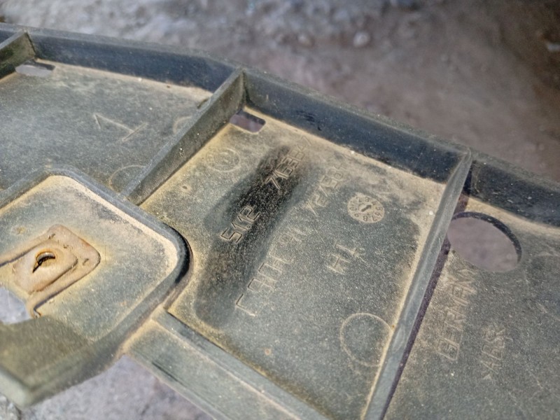 Recambio de soporte paragolpes trasero para bmw 3 (e90) 320 d referencia OEM IAM 51127163847  