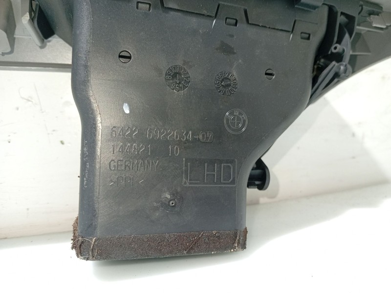 Recambio de moldura para bmw 3 (e90) 320 d referencia OEM IAM 7132845 6924082A 69226340