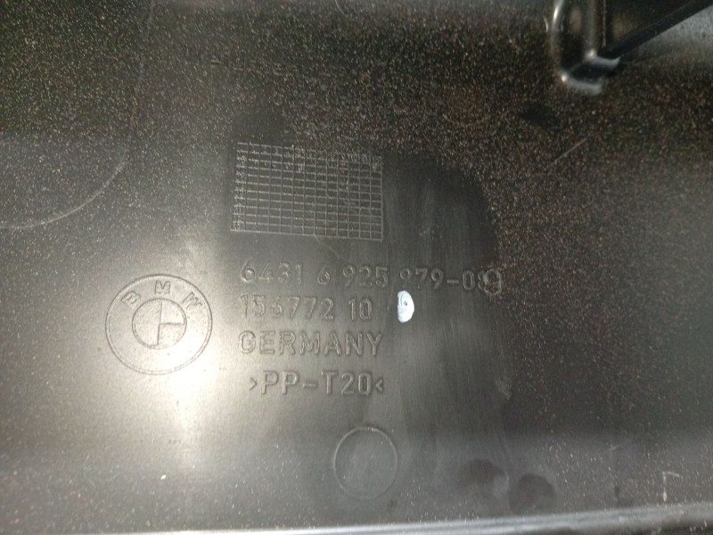 Recambio de moldura para bmw 3 (e90) 320 d referencia OEM IAM 64316925979 15677210 