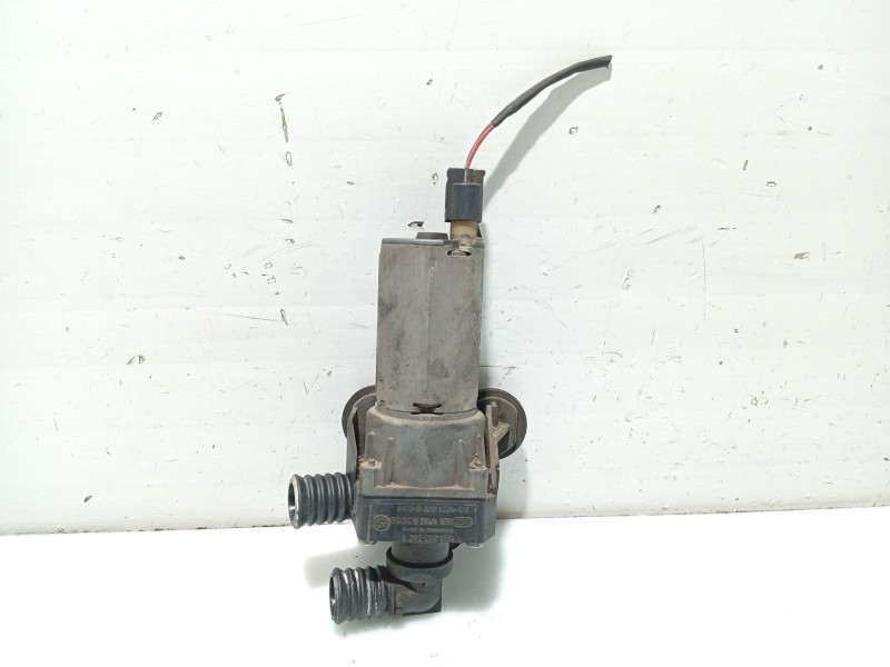 Recambio de bomba agua para bmw 3 (e90) 320 d referencia OEM IAM 64118369806  0392020068
