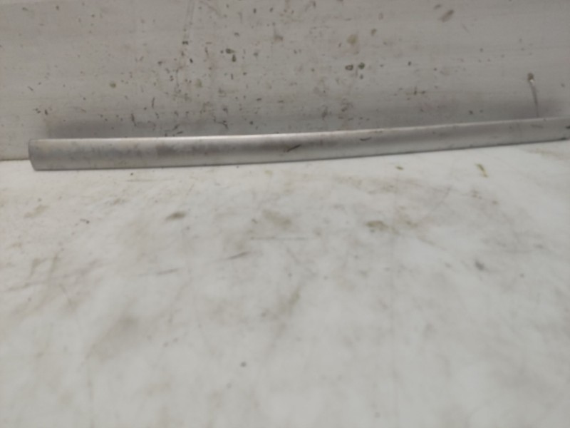 Recambio de moldura para renault clio iii 1.5 dci diesel cat referencia OEM IAM 8200407880  