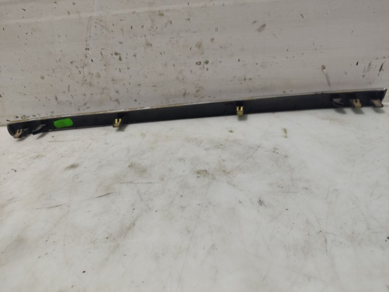Recambio de moldura para renault clio iii 1.5 dci diesel cat referencia OEM IAM 8200407880  