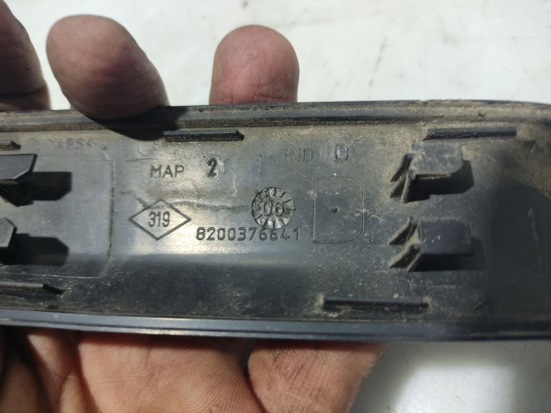 Recambio de moldura para renault clio iii 1.5 dci diesel cat referencia OEM IAM 8200376641  