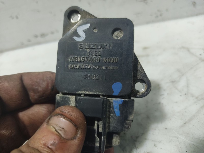 Recambio de caudalimetro para suzuki swift berlina (mz) 1.3 16v cat referencia OEM IAM MB1974003090  