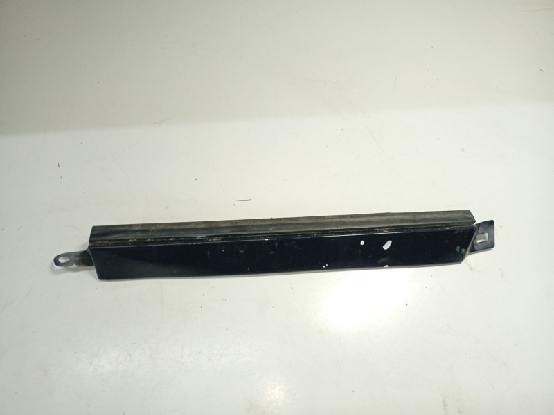 Recambio de moldura para mercedes-benz 124 sedán (w124) 200 d (124.120) referencia OEM IAM 1248850885  