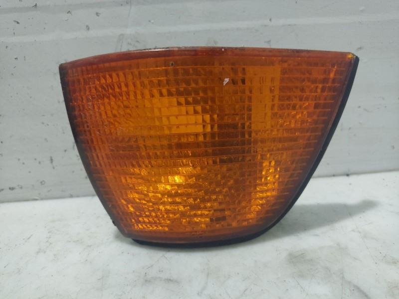 Recambio de piloto delantero derecho para bmw serie 3 berlina (e36) 318i referencia OEM IAM 82199403096  