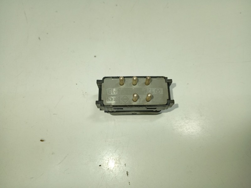 Recambio de interruptor calefaccion luna trasera para mercedes-benz 124 sedán (w124) 200 d (124.120) referencia OEM IAM 12982074