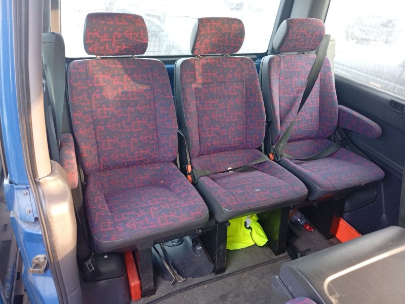 Recambio de asientos traseros para mercedes-benz vito autobús (w638) 108 d 2.3 (638.164) referencia OEM IAM A0038600885 A0038600