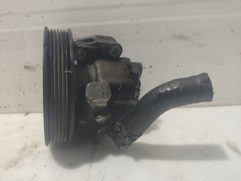 Recambio de bomba direccion para mercedes-benz clase c (w203) berlina referencia OEM IAM A0024669301  