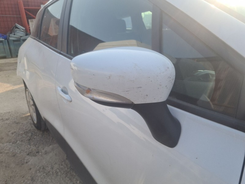 renault clio iv grandtour (kh_) del año 2014