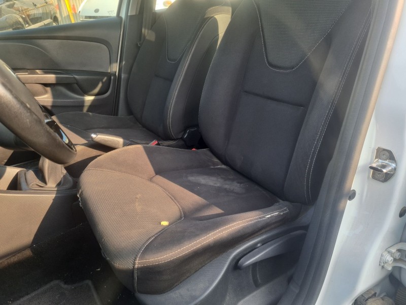 renault clio iv grandtour (kh_) del año 2014