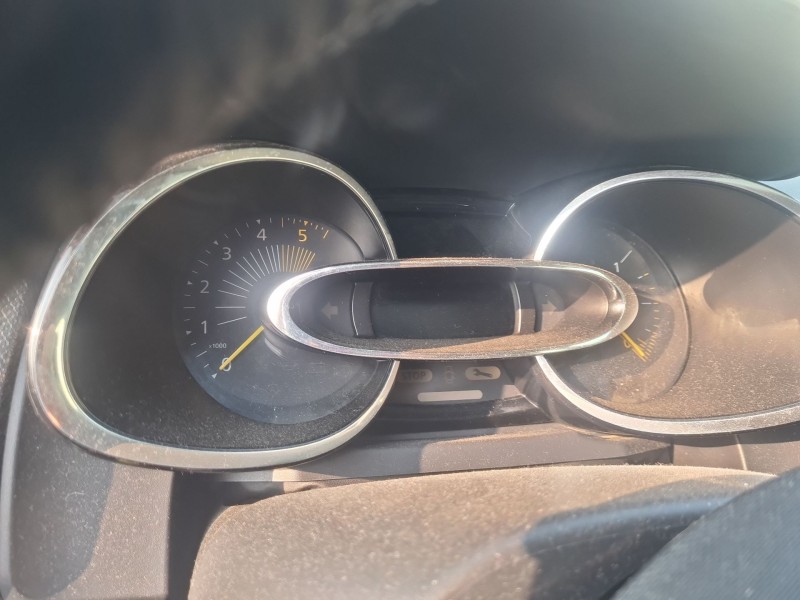 renault clio iv grandtour (kh_) del año 2014