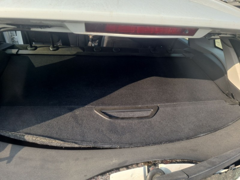 renault clio iv grandtour (kh_) del año 2014