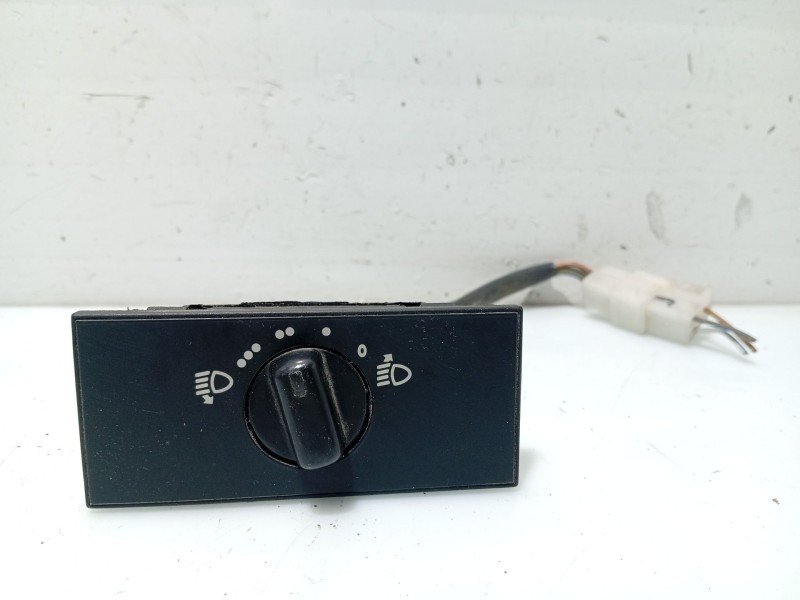 Recambio de mando luces para tata safari (42_fd) 2.0 d 4x4 referencia OEM IAM 261204  