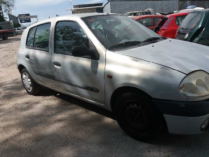 renault clio ii fase ii (b/cb0) 1.2   |   0.01 - ... | 2001 | 58 cv / 43 kw del año 2001