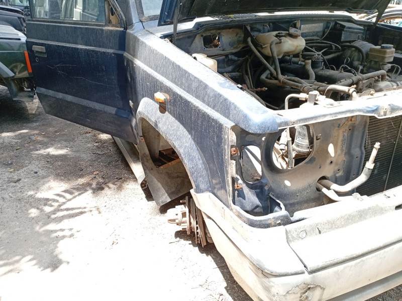 Recambio de aleta delantera derecha para ssangyong korando referencia OEM IAM   