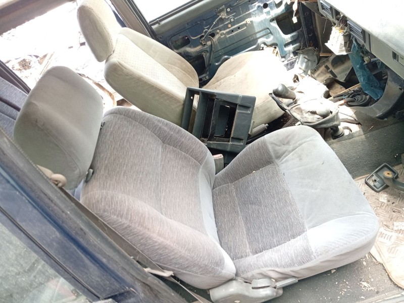 Recambio de asiento delantero derecho para ssangyong korando referencia OEM IAM   