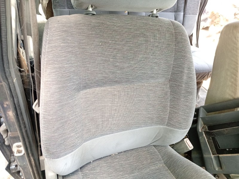 Recambio de asiento delantero derecho para ssangyong korando referencia OEM IAM   