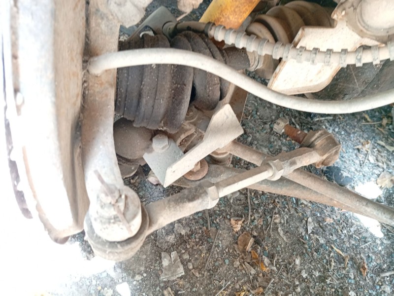 Recambio de brazo suspension inferior delantero derecho para ssangyong korando referencia OEM IAM   