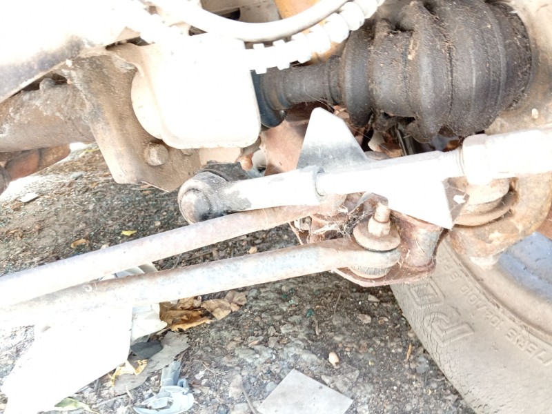 Recambio de brazo suspension inferior delantero izquierdo para ssangyong korando referencia OEM IAM   