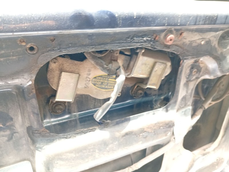 Recambio de motor limpia trasero para ssangyong korando referencia OEM IAM   