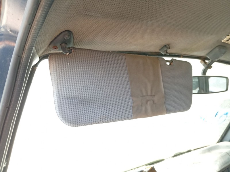 Recambio de parasol izquierdo para ssangyong korando referencia OEM IAM   