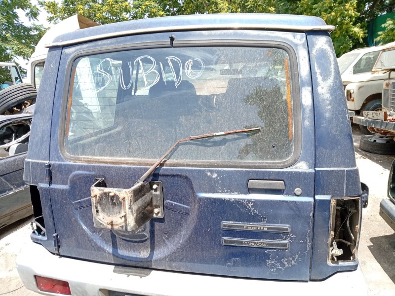 Recambio de porton trasero para ssangyong korando referencia OEM IAM   