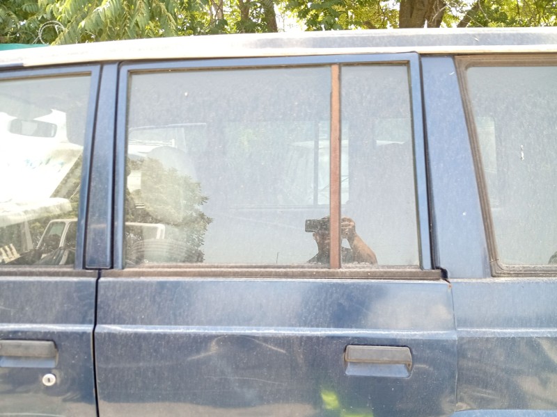 Recambio de puerta trasera izquierda para ssangyong korando referencia OEM IAM   