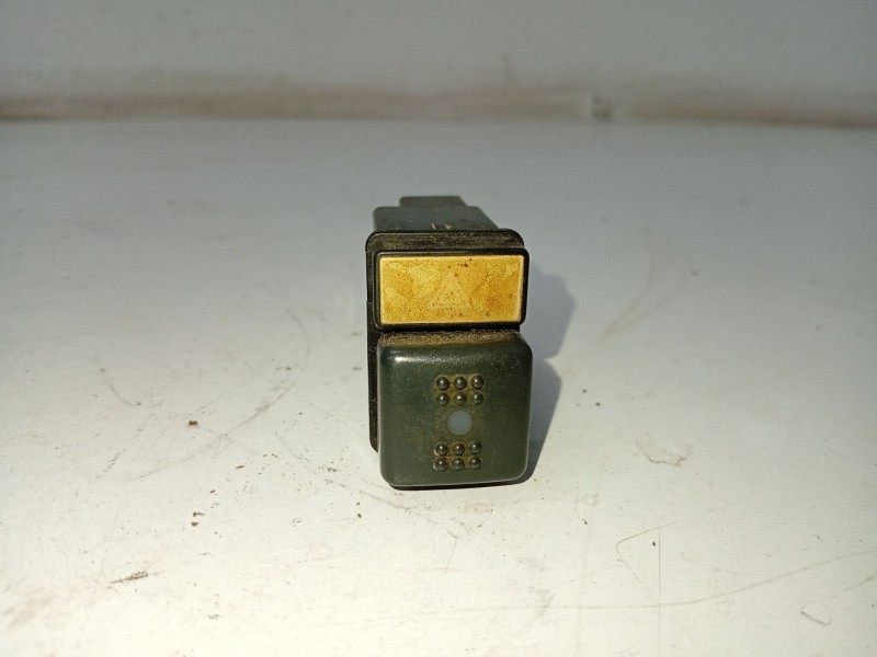 Recambio de warning para ssangyong korando referencia OEM IAM 930617  