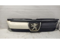 Recambio de calandra delantera de radiador para peugeot boxer furgoneta (244) 2.8 hdi referencia OEM IAM 1304703070  