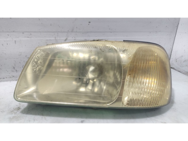 Recambio de faro izquierdo para hyundai accent (lc) 1.3 cat referencia OEM IAM 9210125020  