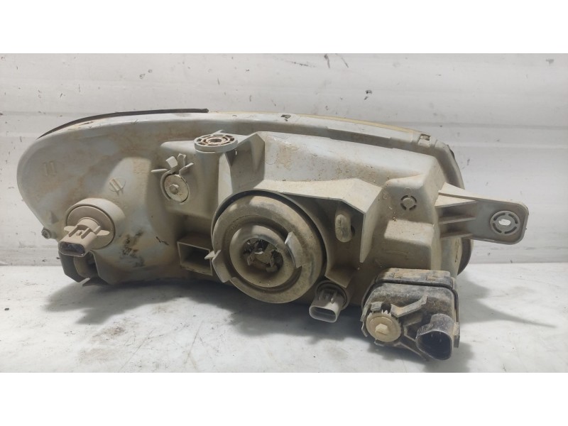 Recambio de faro izquierdo para hyundai accent (lc) 1.3 cat referencia OEM IAM 9210125020  