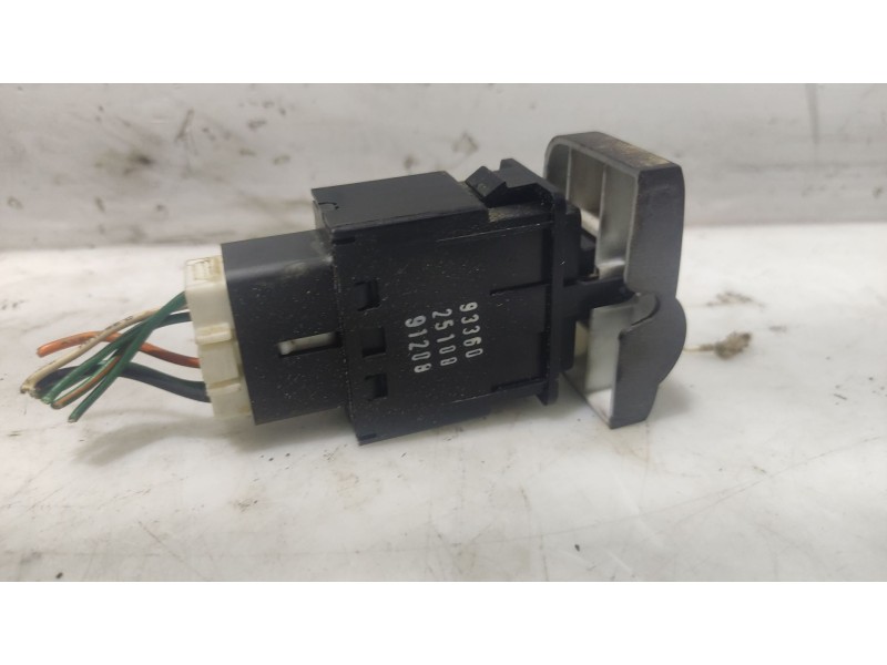 Recambio de interruptor para hyundai accent (lc) 1.3 cat referencia OEM IAM 9336025100  