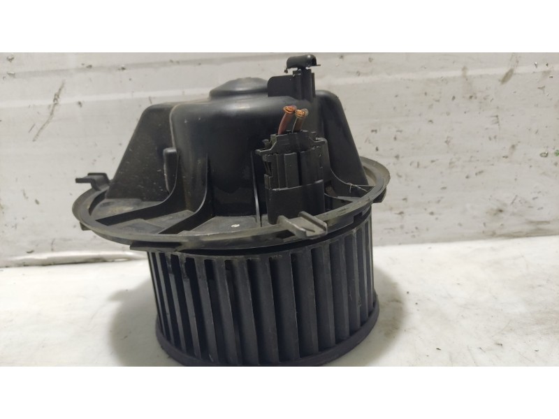 Recambio de motor calefaccion para skoda octavia berlina (1z3) active referencia OEM IAM 1K1819015  