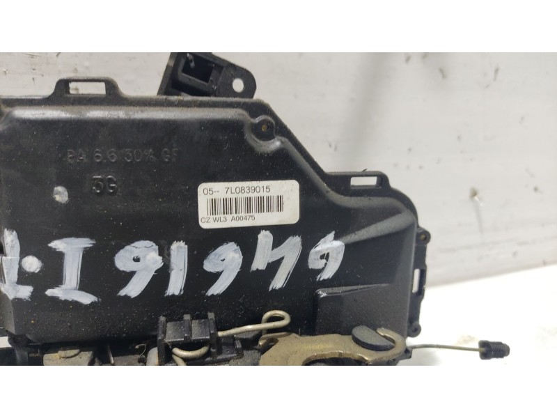 Recambio de cerradura puerta trasera izquierda para skoda octavia berlina (1z3) active referencia OEM IAM 7L083905  