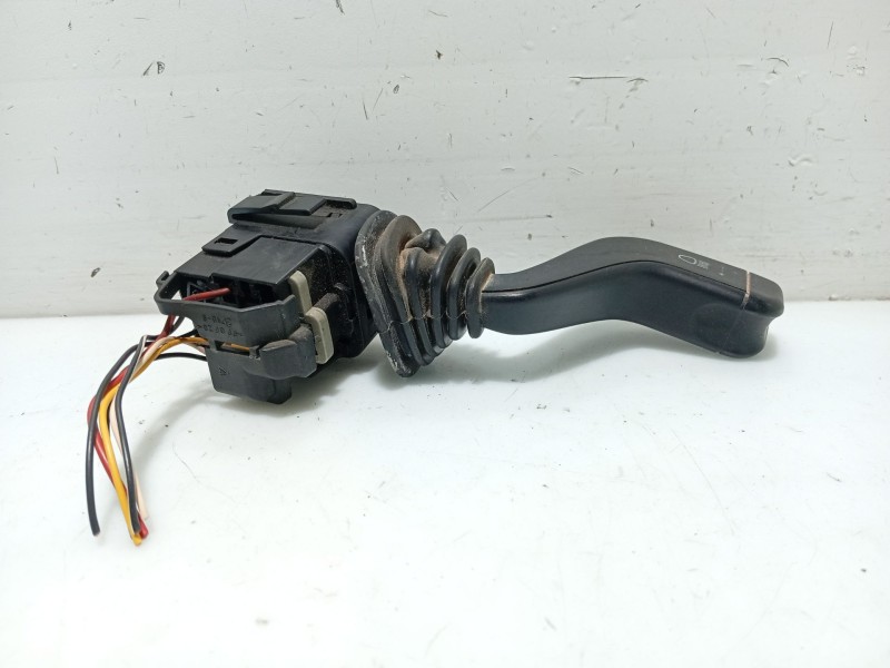 Recambio de mando intermitentes para opel astra g berlina referencia OEM IAM 90560990 90560991 12263700