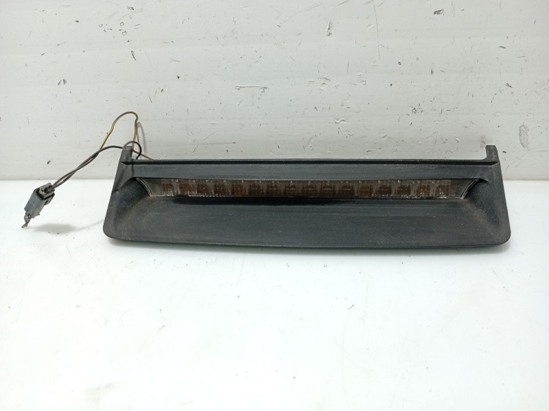Recambio de luz central de freno para opel astra g berlina referencia OEM IAM 13135481 09927032 