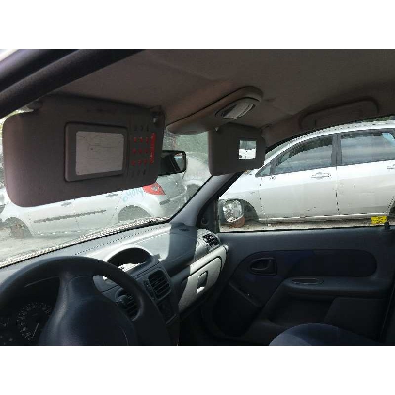 renault clio ii fase ii (b/cb0) 1.2   |   0.01 - ... | 2001 | 58 cv / 43 kw del año 2001