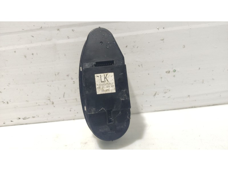 Recambio de mando elevalunas delantero izquierdo para rover serie 75 (rj) referencia OEM IAM YUD000470PUY  