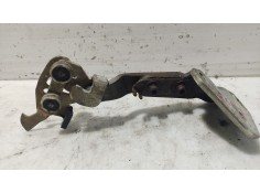 Recambio de guia central puerta corredera derecha para peugeot boxer furgoneta (244) 2.8 hdi referencia OEM IAM 9033S0   2