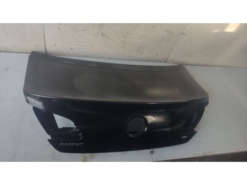 Recambio de porton trasero para volkswagen passat cc (357) referencia OEM IAM 3C8827025C  