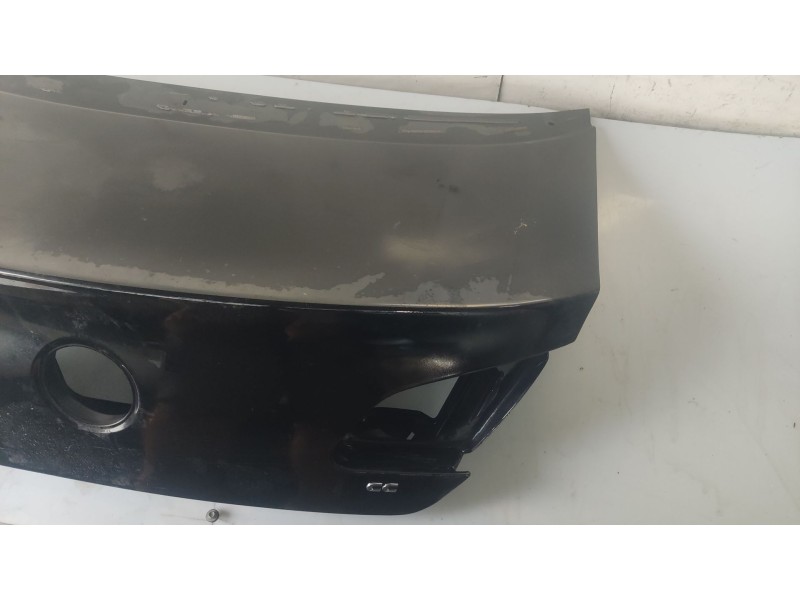 Recambio de porton trasero para volkswagen passat cc (357) referencia OEM IAM 3C8827025C  